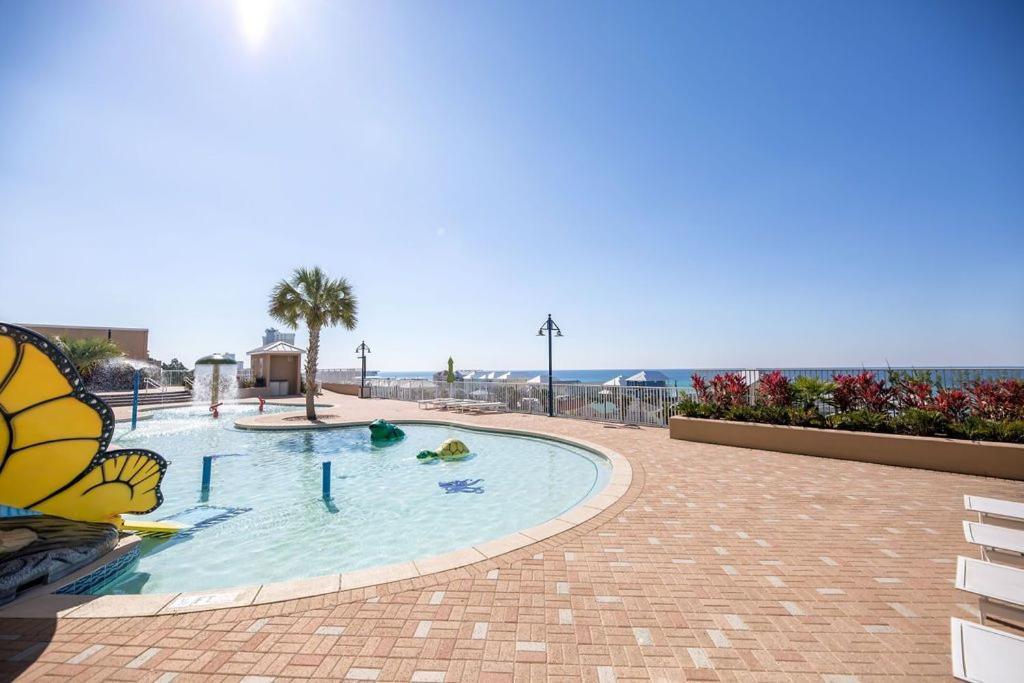 Some Beach Some Where At Laketown Wharf #825 By Nautical Properties Panama City Beach Eksteriør billede